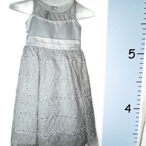 Children Company White Floral Embroidery Flower Girl White Dress Size 5